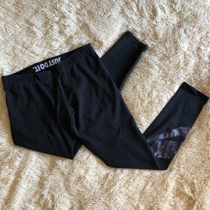 Nike Leg-A-See Legging Black & Purple Camo